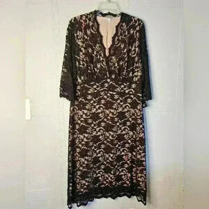 Kiyonna Black Lace Over Nude Lining Midi V-neck 3/4 Sleeve Dress Sz 2/18